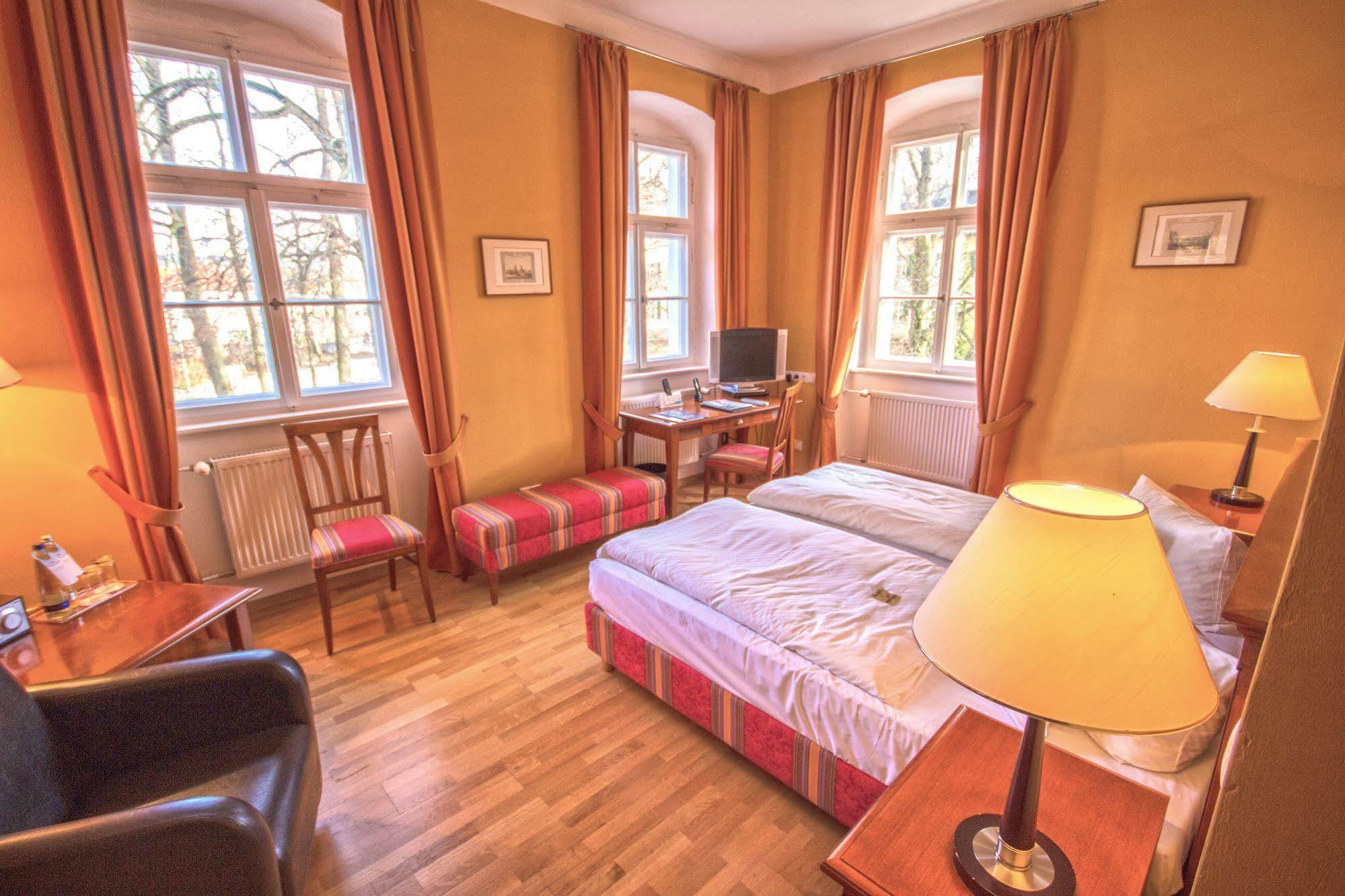 Schloss Burgellern Schesslitz Экстерьер фото